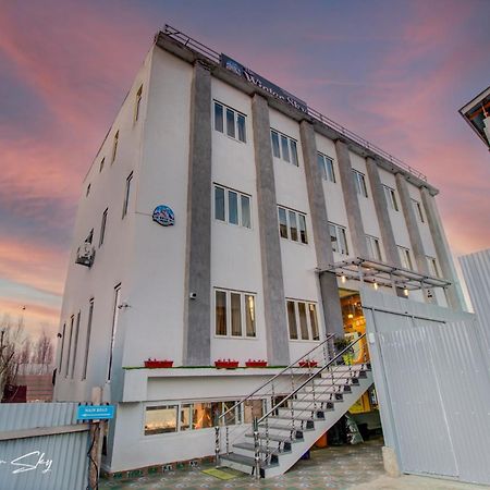 Hotel The Winter Sky Srīnagar Extérieur photo